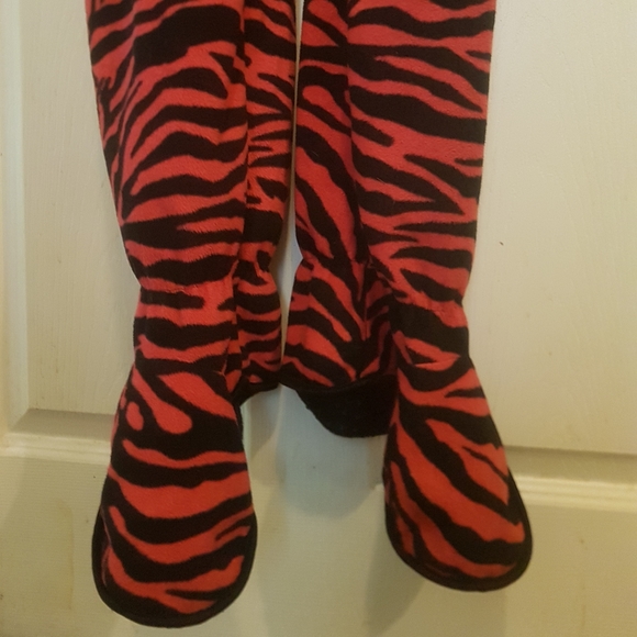 🐯 Kozies Cute Pajama Onsie - Picture 6 of 12